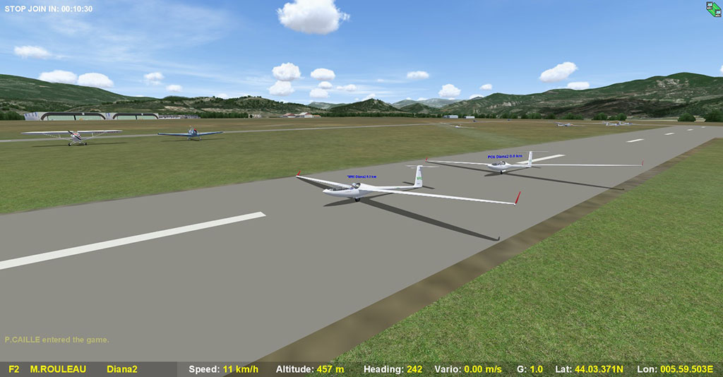 Deux planeurs virtuels en piste pour un décollage à partir de St Auban